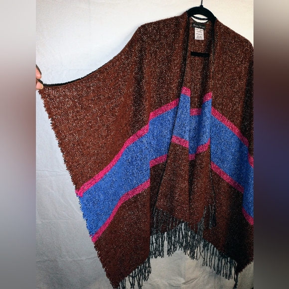 Forever Dreams Over Size Fringe Scarf Wrap Poncho - Picture 5 of 7